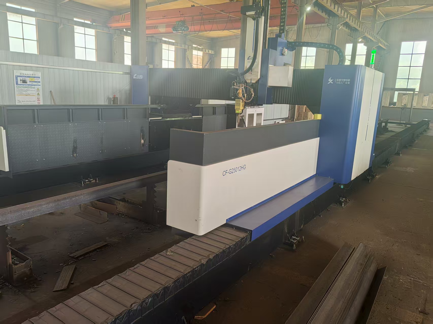 新設備機械手、激光切割機器人、鋼構加工、衡水鋼結構加工、切割加工、焊接加工13131801767、金鼎鋼構13131801767